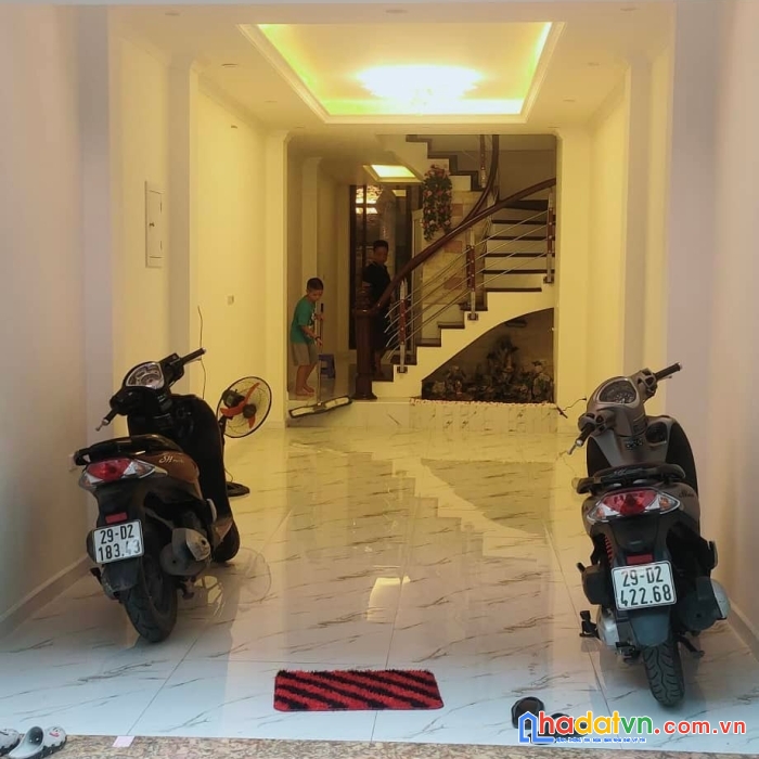 Lô góc, phố vip nguyễn chí thanh, ba đình 39m, 5 tầng, nhỉnh 6 tỷ.