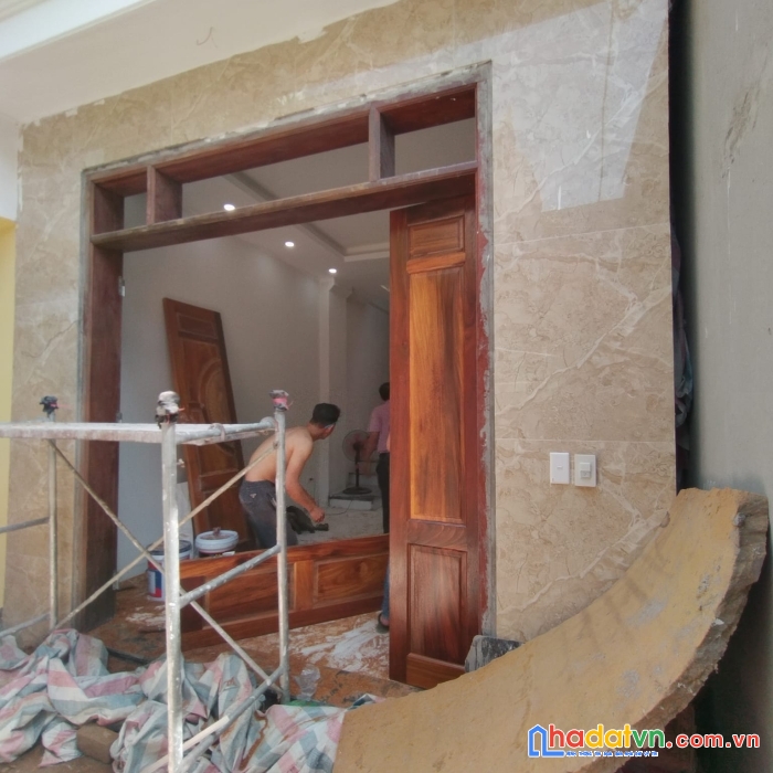 Nhỉnh 2 tỷ nhà 4 tầng phan trọng tuệ thanh trì 35m x mt 3,6m