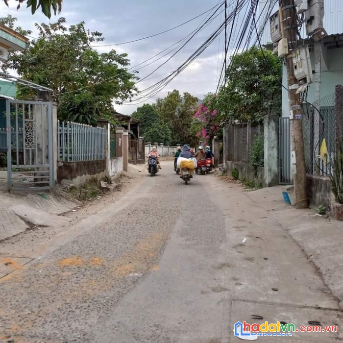 Đất k5m hoàng văn thái 75m2 ngang 6, 1.8 tỷ