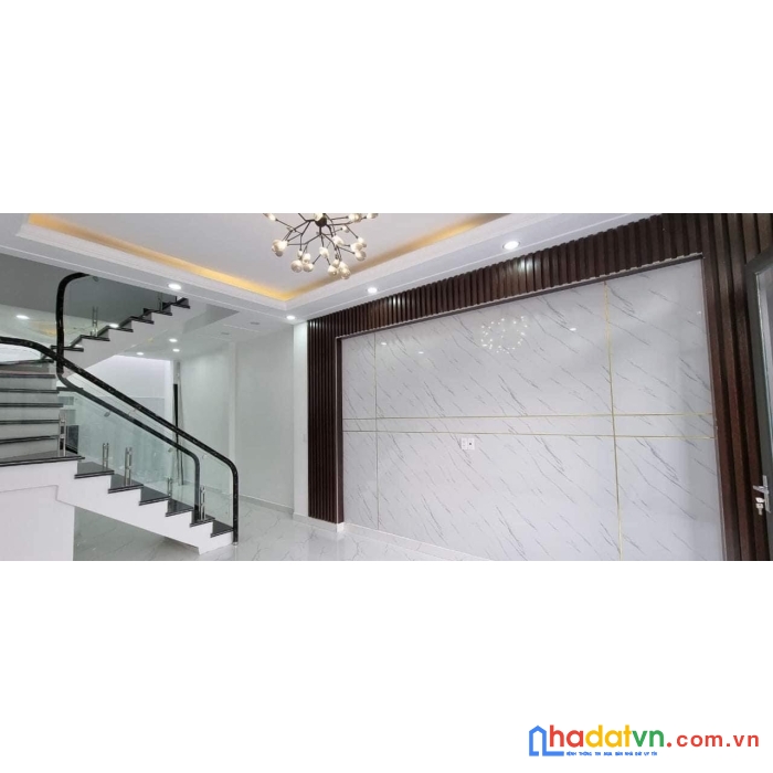 Bán nhà bồ đề, 55m2, 5  tầng, nhà đẹp - gần phố, nhỉnh 6 tỷ