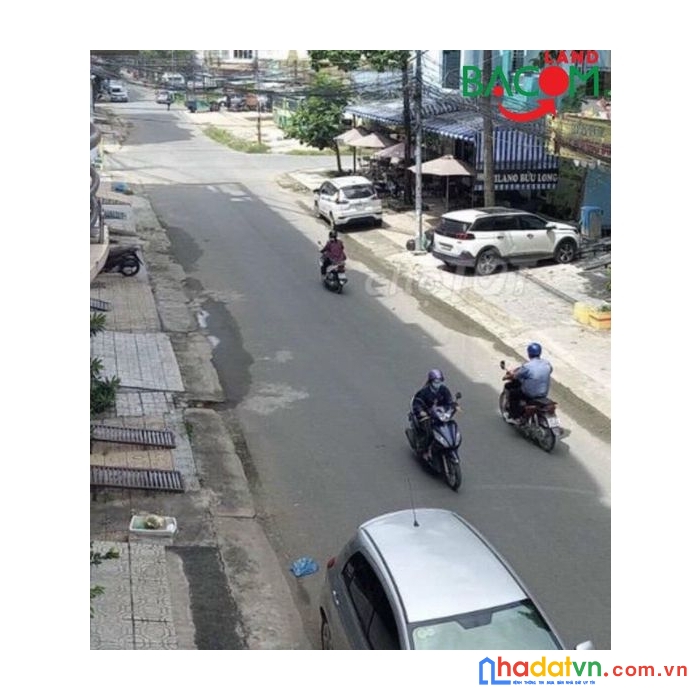 Cần bán gấp nhà 1 trệt 3 lầu mặt tiền chợ mới bửu long, chỉ 6ty2