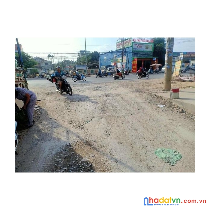 Bán gấp lô đất vị trí đẹp tại bình dương