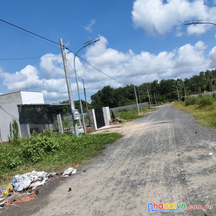 Chính chủ cần bán nhà mới hoàn thiện vị trí đẹp tại tây ninh