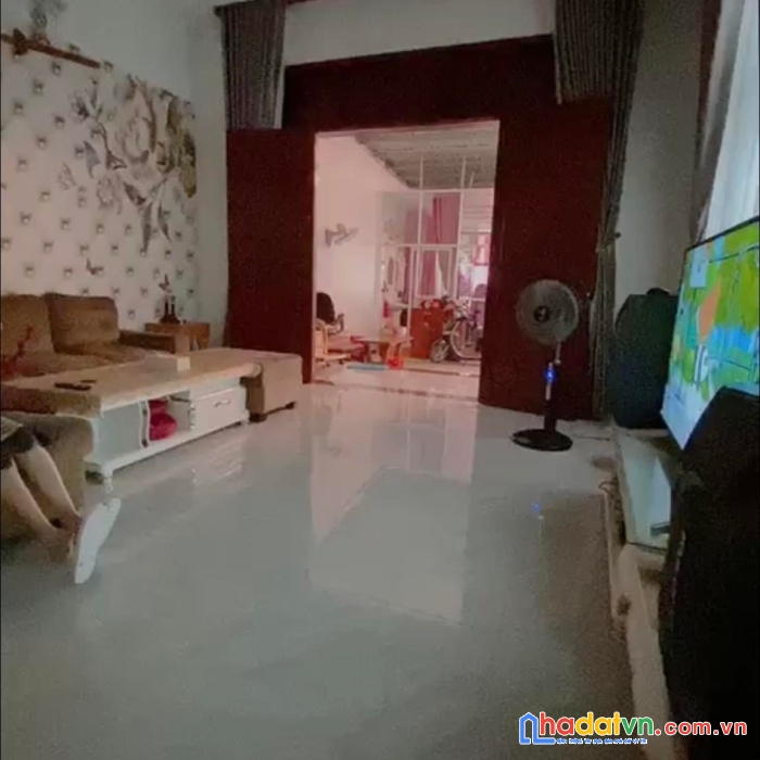 Cần bán gấp căn nhà cấp 3 vị trí đắc địa tại xã hòa hưng, huyện cái bè, tỉnh tiền giang.