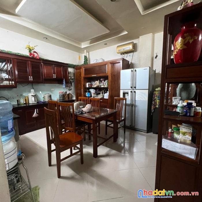 Bán nhà dương quảng hàm, cầu giấy, mặt phố vỉa hè, kinh doanh, 28 tỷ