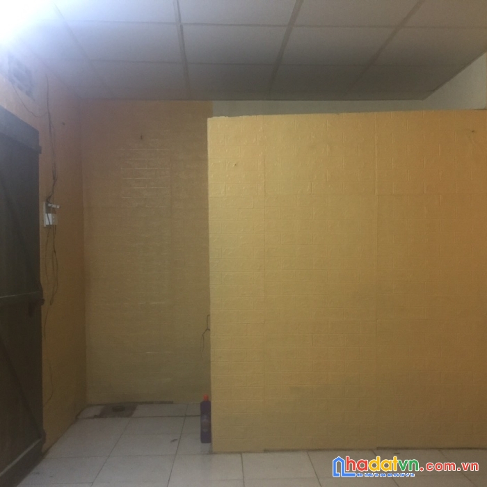 Cho thuê phòng trọ khép kín 16m2, giá thuê 1,1 tr/ tháng, ngõ 13 lĩnh nam, sát timecity