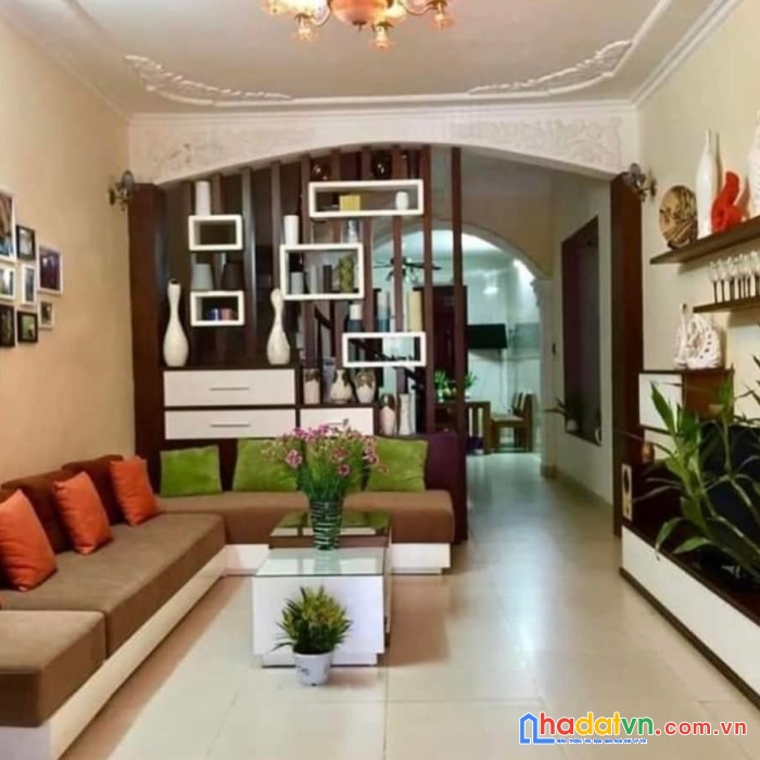 Hoàng hoa thám 48m  4 tỷ ba đình.