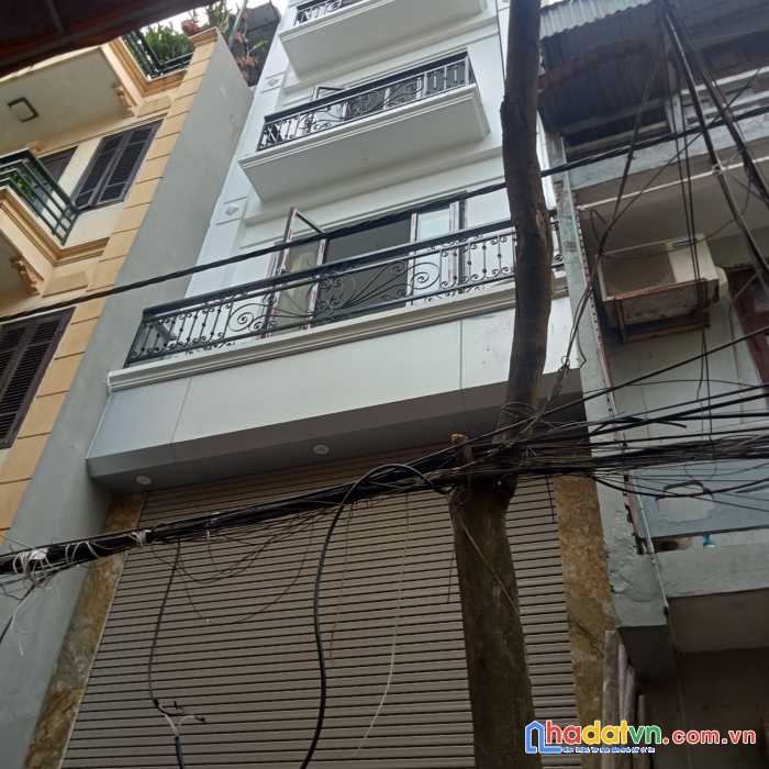 Nhà mới--  thang máy nhập  khẩu-- ô tô  đỗ cưả--kinh doanh  đỉnh--dt48m2,  7 tầng--  gia chỉ 10,8