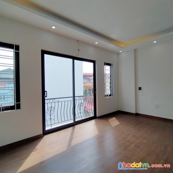 Bán nhà thạch bàn-lb,ngõ oto,5 tầng,ở ngay,hiện đại,38m
