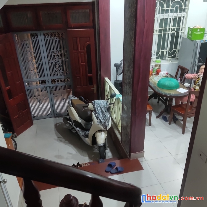 Bán nhà võ chí công. gần phố. giá đầu tư. dt 85m. mt 5m. giá  6,7 tỷ