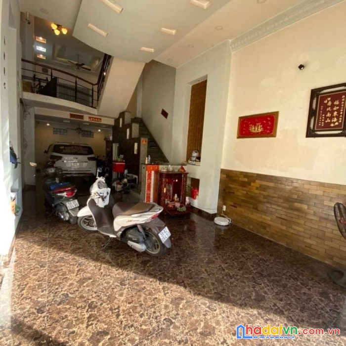 Lạc long quân phường 5 quận 11  64.2m2  21 tỷ