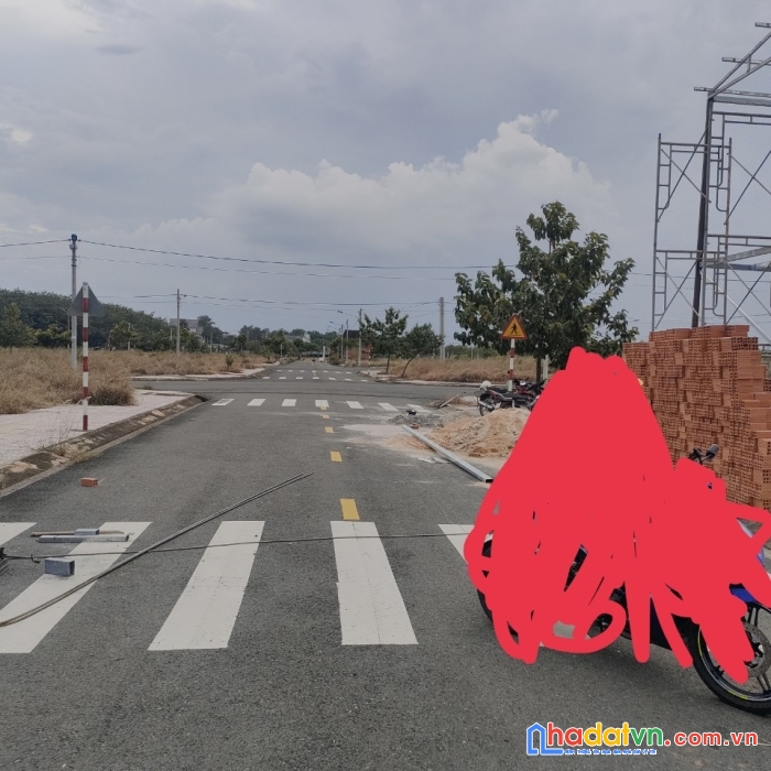 Anh chị nào muốn đầu tư đất đồng xoài bình phước thì đừng bỏ qua lô đất này. 
cam kết lợi nhuận