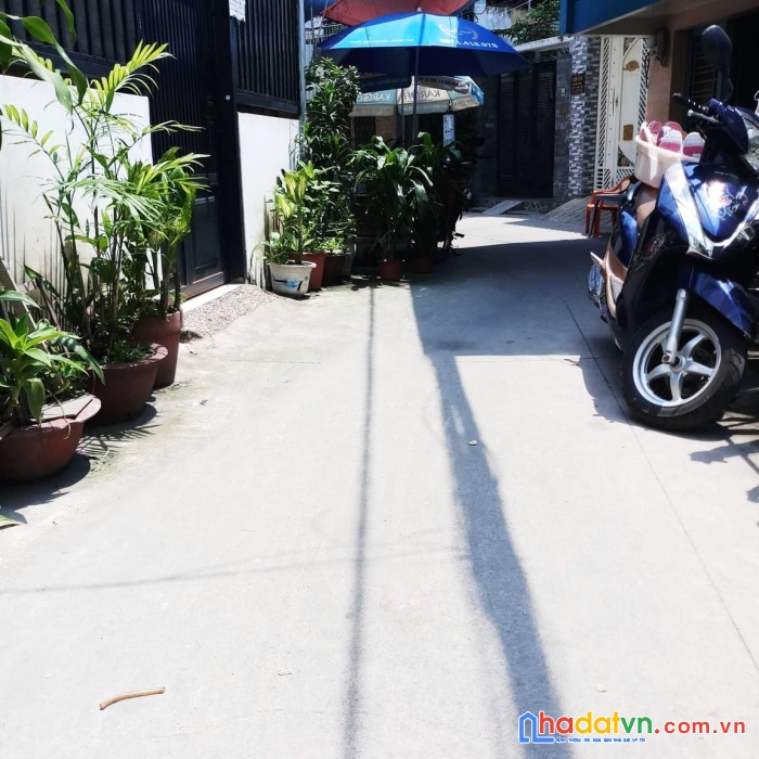 Hoàng đạo thành 34m x 5 tầng –20 ra ô tô– 2 thoáng– giá 3,65 tỷ.