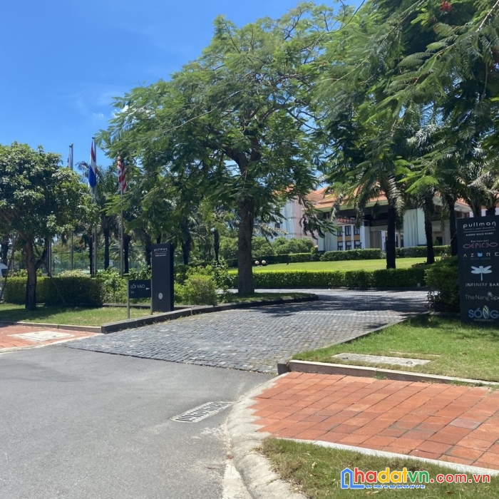 Chủ cần bán gấp lô góc đất đường võ nguyên giáp đối diện furama