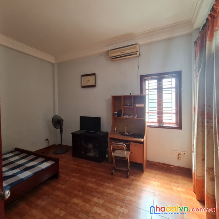 Bán nhà gấp cổ nhuế 85m2, 7 tầng, mt 5m, giá 9,7 tỷ.

.