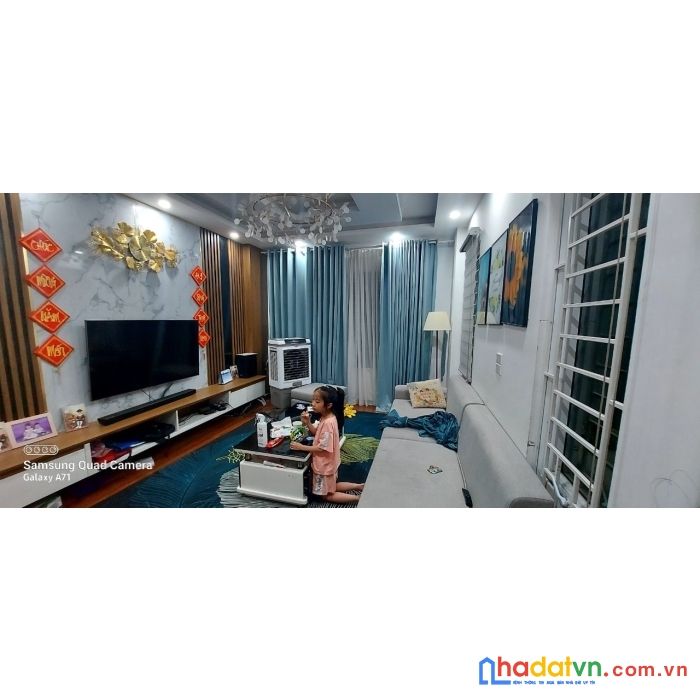 Lô góc –nhà mới đẹp ở ngay - gần phố - kinh doanh online