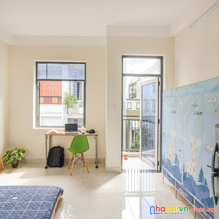 Căn hộ vừa ở vừa cho thuê, dt 75m2, 3 tầng, 8 phòng, cho thuê 25tr/th.
