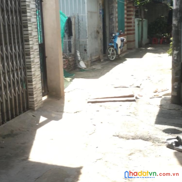 Bán nhà dt: 50m đường song hành phường tân hưng thuận  q12