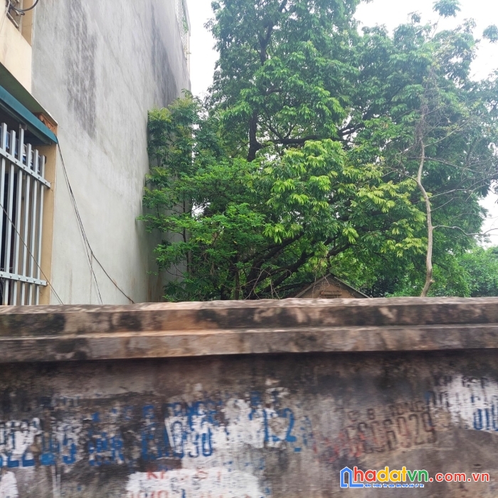 Bán đất hồng tiến 190m nhỉnh 20tỷ mt 9m 0868246333