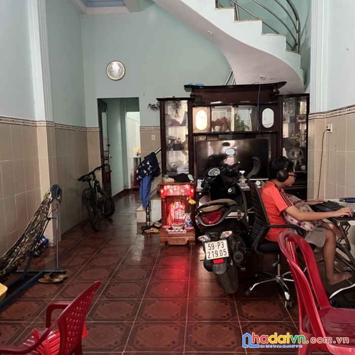 Bán nhà 1/ hẻm oto chợ bình long 68m2 giá nhỉnh 6.7 tỷ.