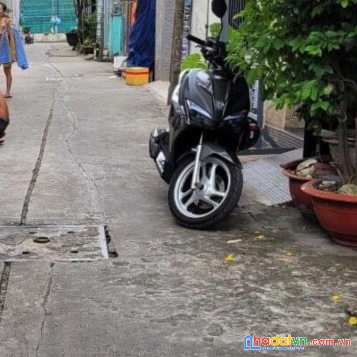 Bán nhà hơn 60m đường nguyễn văn quá p đông hưng thuận q12