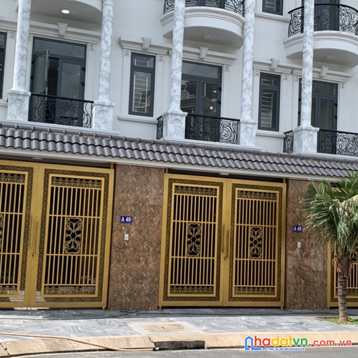 Nhà phố nguyển thị khắp 1 trêt 2 lầu giá chỉ 4,665  tỷ căn nhận nhà ngay.lh 0907 283926