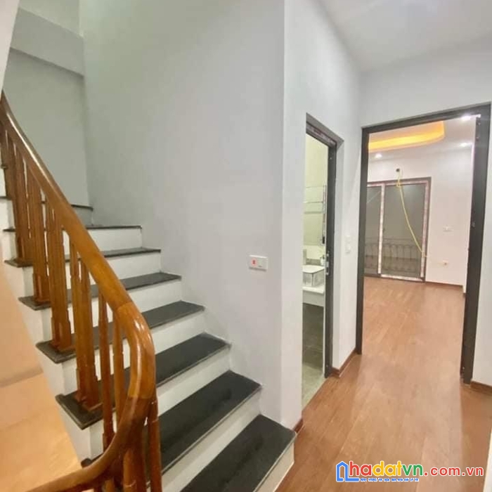 Bán nhà hồ tùng mậu - 50m2 - ô tô đỗ - 5  tỷ