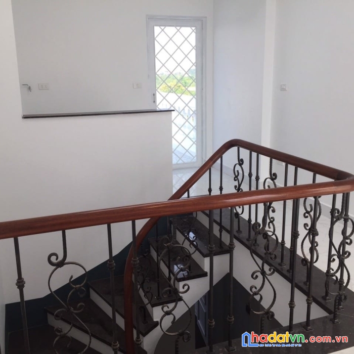 Nhà đẹp cần bán, nguyễn văn cừ, 38m2, giá 3.85 tỷ