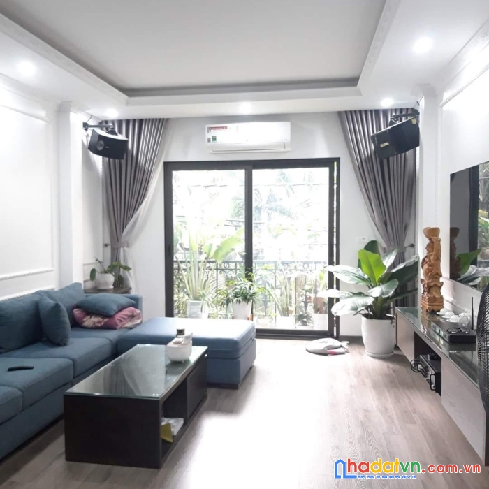 Bán nhà ngọc lâm-lb 48m,5 tầng,trung tâm long biên,ngõ ô tô