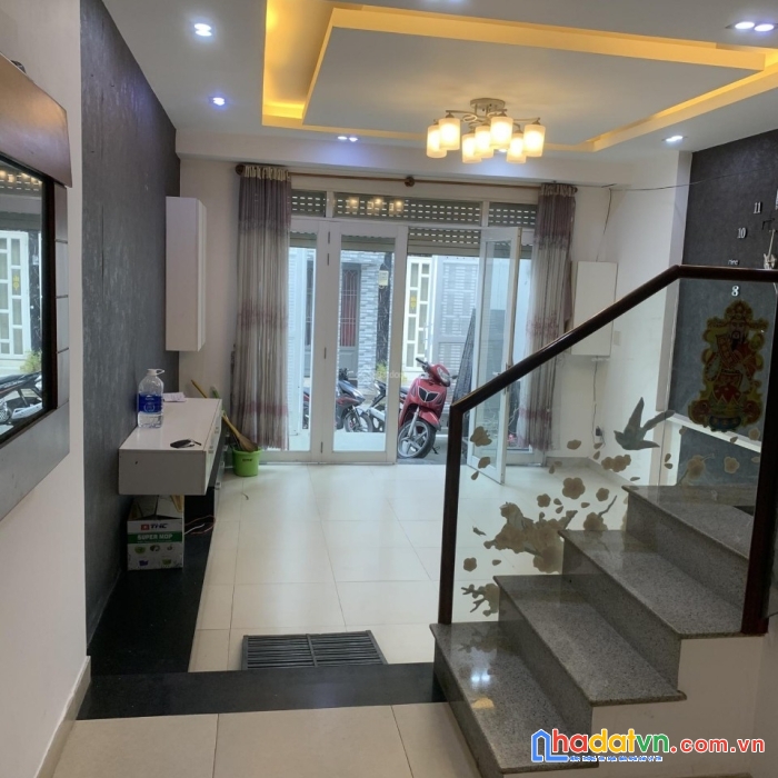 Nhà 4 tấm. hẻm xe tải bùi đình túy p12, 4.5x16m ,10.4 tỷ tl, hẻm thông, cạnh công viên