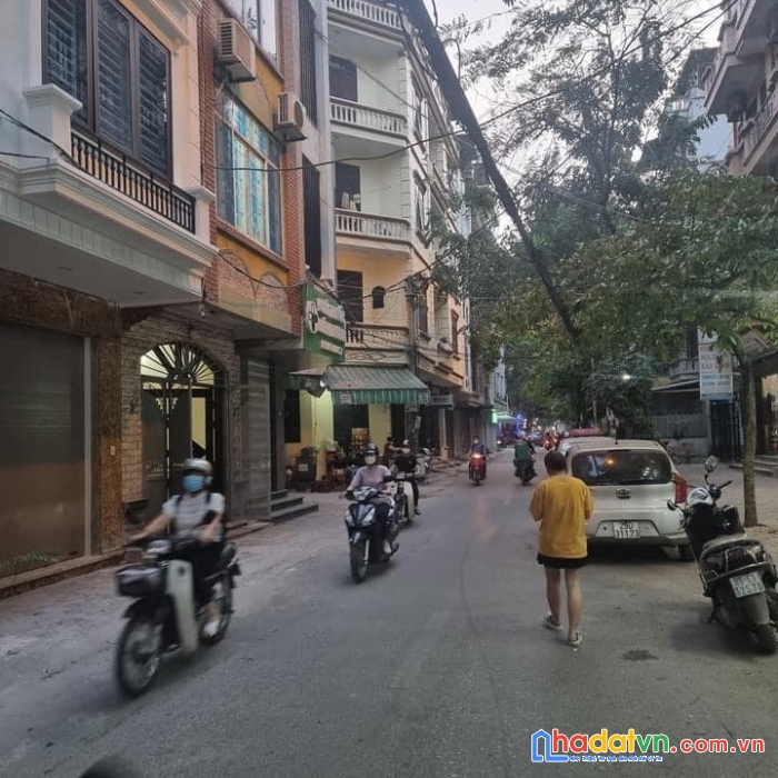 Bán gấp, giảm chào mặt phố quận cầu giấy 52m2 giá 14,5 tỷ