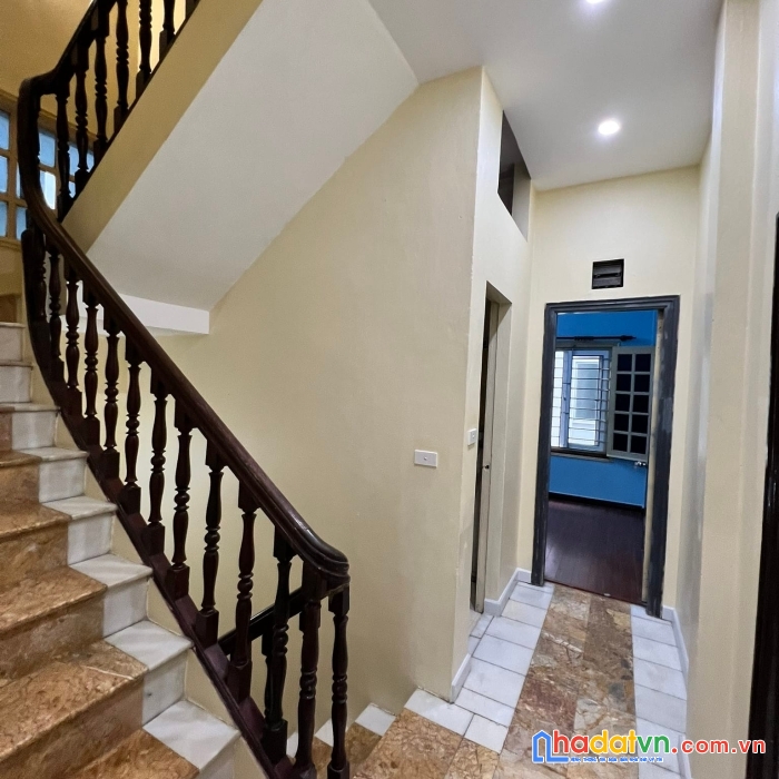 Bán nhà đội cấn - ba đình - nhà đẹp, ngõ rộng - 48m2 x 4t -giá 6.65 tỷ