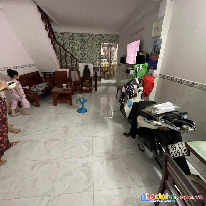 Bán nhà chính  chủ 1 trệt 1 lầu hxh. huỳnh tấn phát f. bình thuận quận 7. 60m2 4x15. chưa đến 6 tỷ