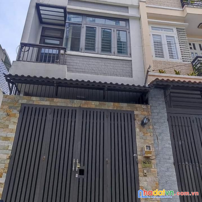 Tl17 q12 nhà đẹp vị trí đẹp.xe hơi vào tận nhà,55m giá 5 tỷ ,4phong ngủ,tiện ích xung quanh chợ