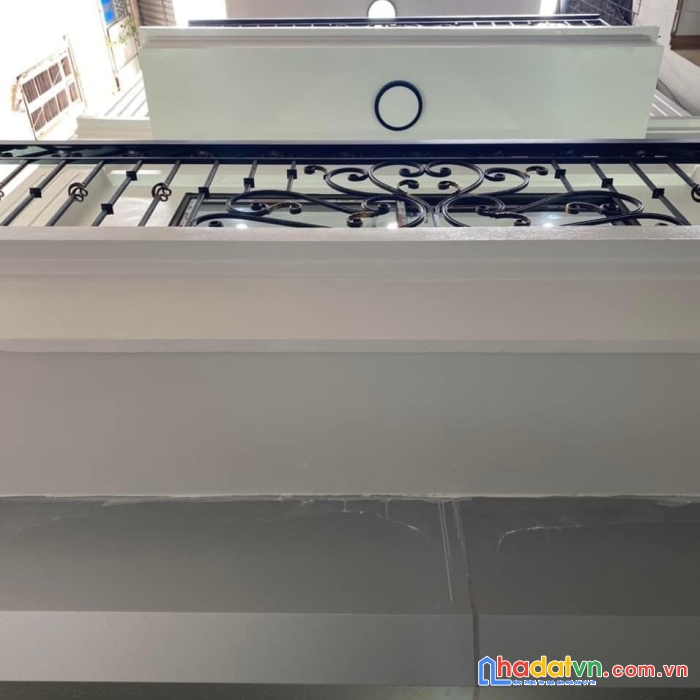 Bán nhà phùng khoan  dt 70m   6 tầng thang máy kd bất chấp giá 12,5 tỷ.