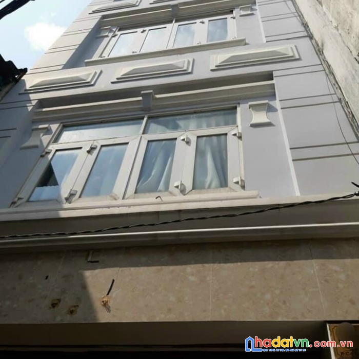 Bán tòa nhà chính chủ căn hộ dịch vụ nằm ngay trung tâm ăn chơi bùi viện quận 1