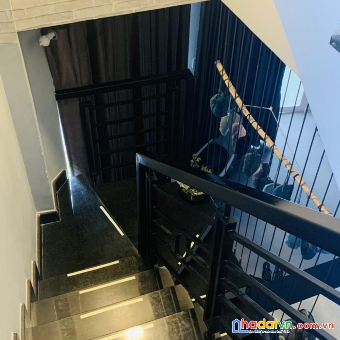 Kẹt tiền trả nợ bán gấp nhà phạm ngũ lão-p7-62m2-7,3 tỷ.