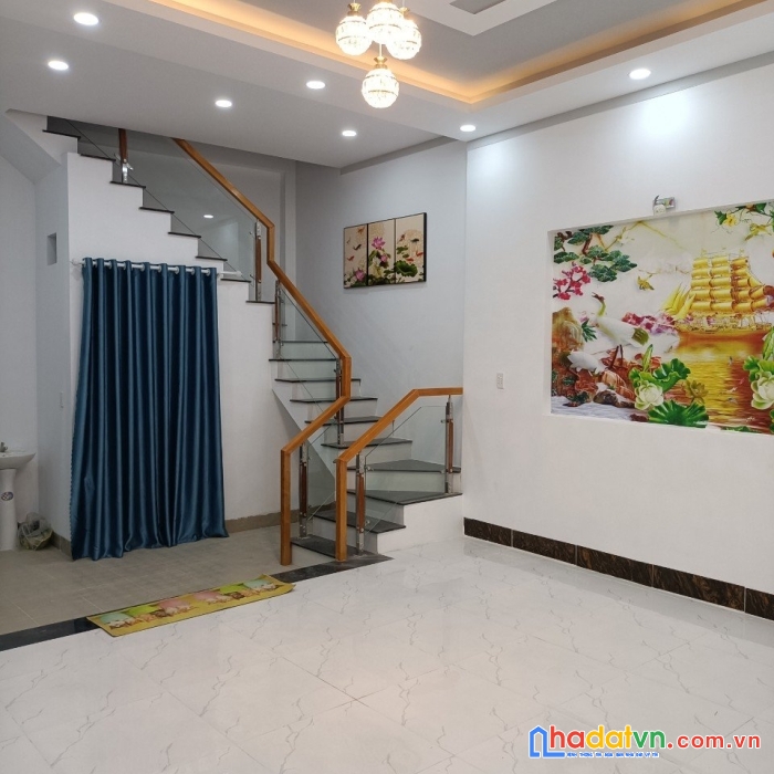 Bán nhà 1 trệt 1 lầu gần ca p.trảng dài, đường ô tô, shr thổ cư 100%