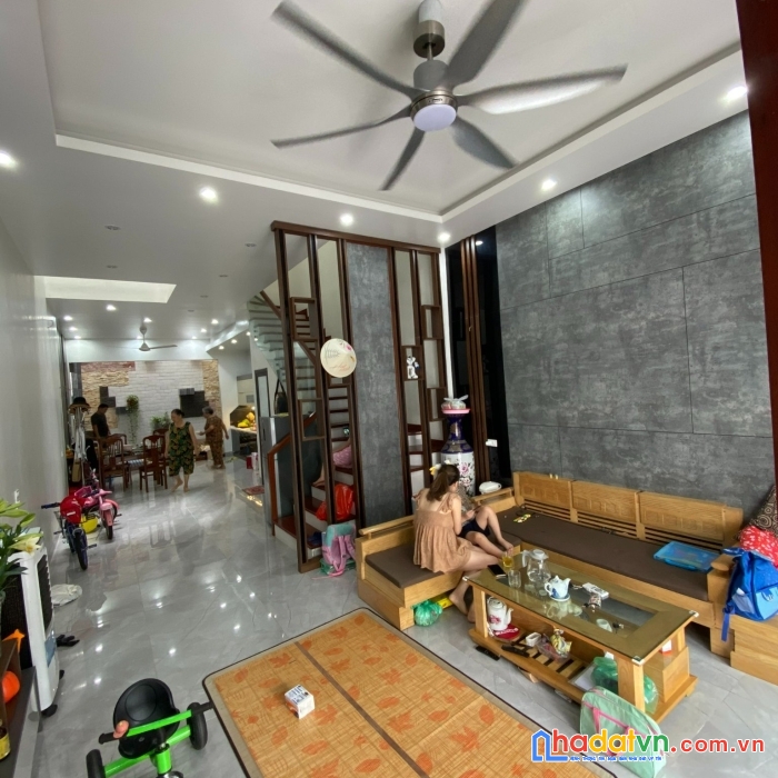 Bán nhà nghĩa đô - 45m2 - ô tô gần - 4.2 tỷ