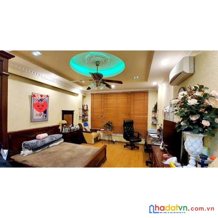 Nghi tàm - lô góc, ô tô đỗ cửa 108m x 5 tầng, mt 7 m, giá 16.2 tỷ.