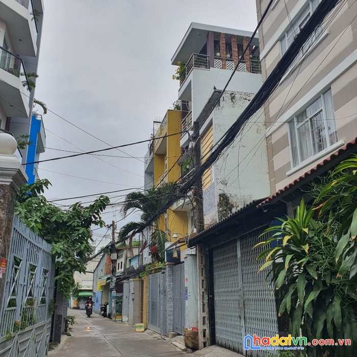 Bán nhà tân phú - đô đốc chấn -hxh -30m2 - 2 tầng -3.3 tỷ bớt lộc