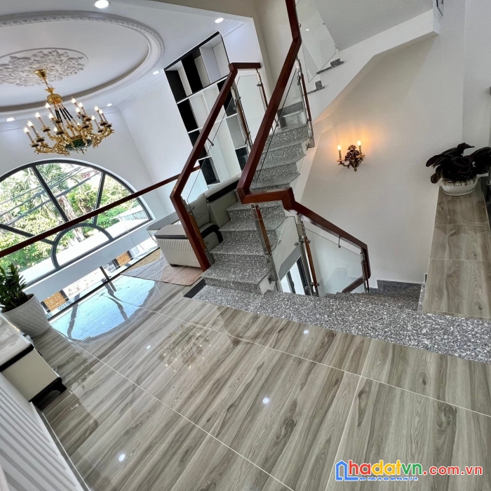 Bán gấp 86m2 bùi thị xuân chỉ 7 tỷ 7 lô góc nở hậu