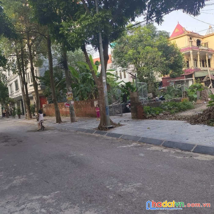 Bán đất thanh am 120m2*7m, 8.35 tỷ đất đẹp phân lô, chia lô, ô tô đỗ cửa.