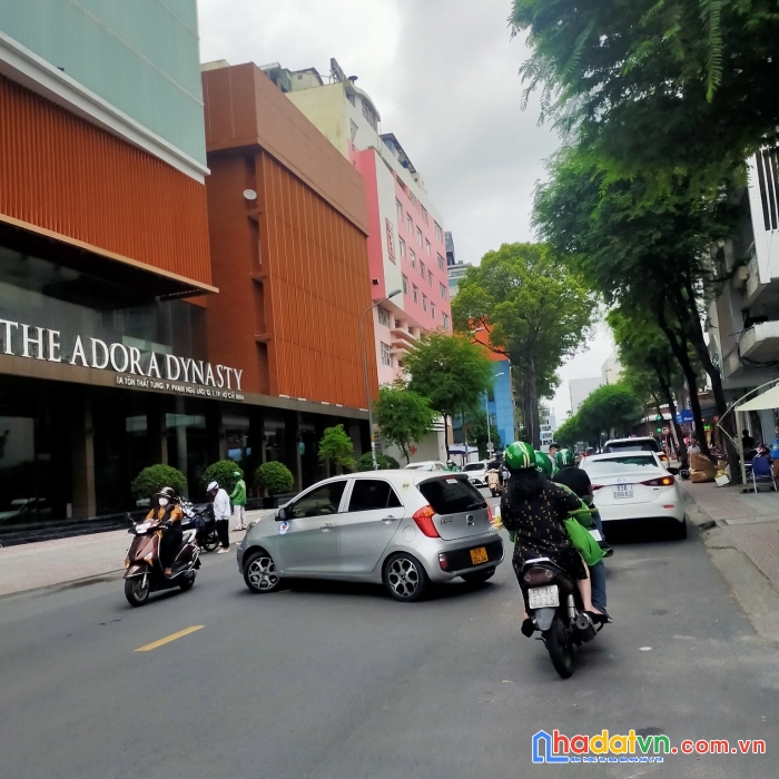 72 mặt tiền tôn thất tùng,bến thành quận 1, giá 24,9 tỷ