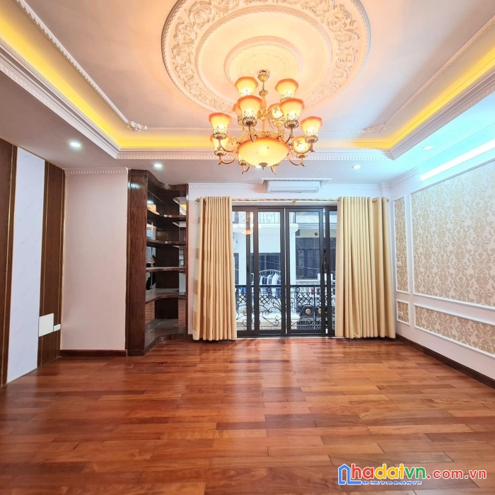 Siêu đẹp! vươmg thừa vũ, thanh xuân. oto kinh doanh 40m2 x 7t. mt5.5m. giá 8.8tỷ