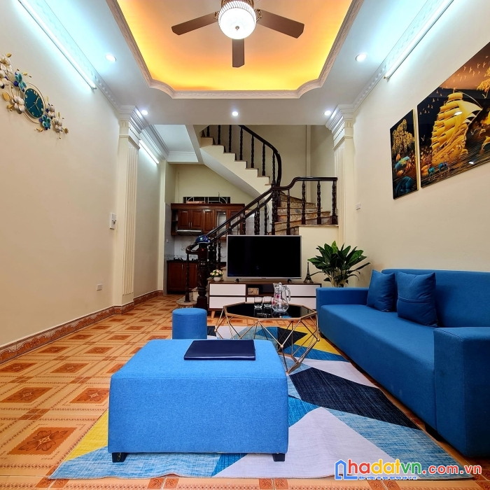 Siêu phẩm khâm thiên - chủ cân bán nhanh - mặt ngõ rộng, thoáng cả 2 mặt. 34m2*5 tầng. 3.2 tỷ