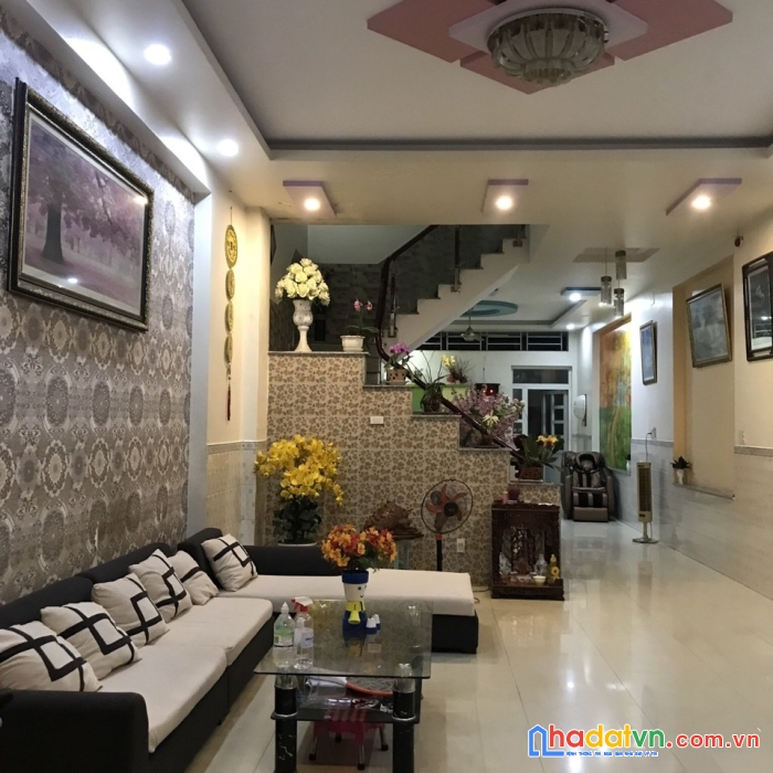 Cần bán nhà phố trung tâm hành chính dĩ an - thành phố dĩ an