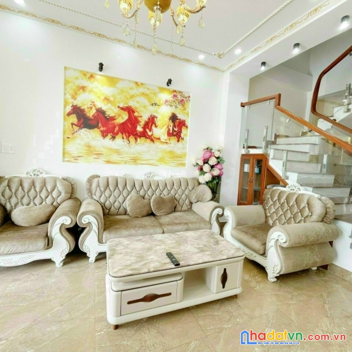 Bán nhà khu thái lâm đà lạt - gần trung tâm, dân cư đông đúc, đường oto né nhau