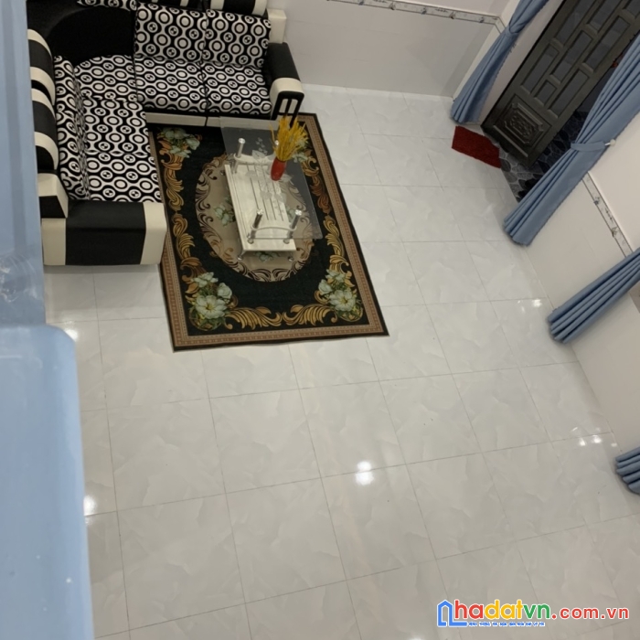 Nhà đẹp hà huy giáp,khu vực hiếm nhà bán,hơn 62m2 chỉ 2.8 tỷ