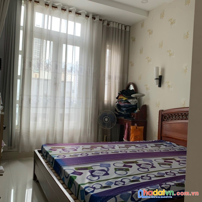 Nhà bán ngay trung tâm q1 - hcm